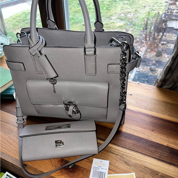 Michael Kors Saffiano Leather Emma Satchel and Wallet Set - Picture 5 of 12